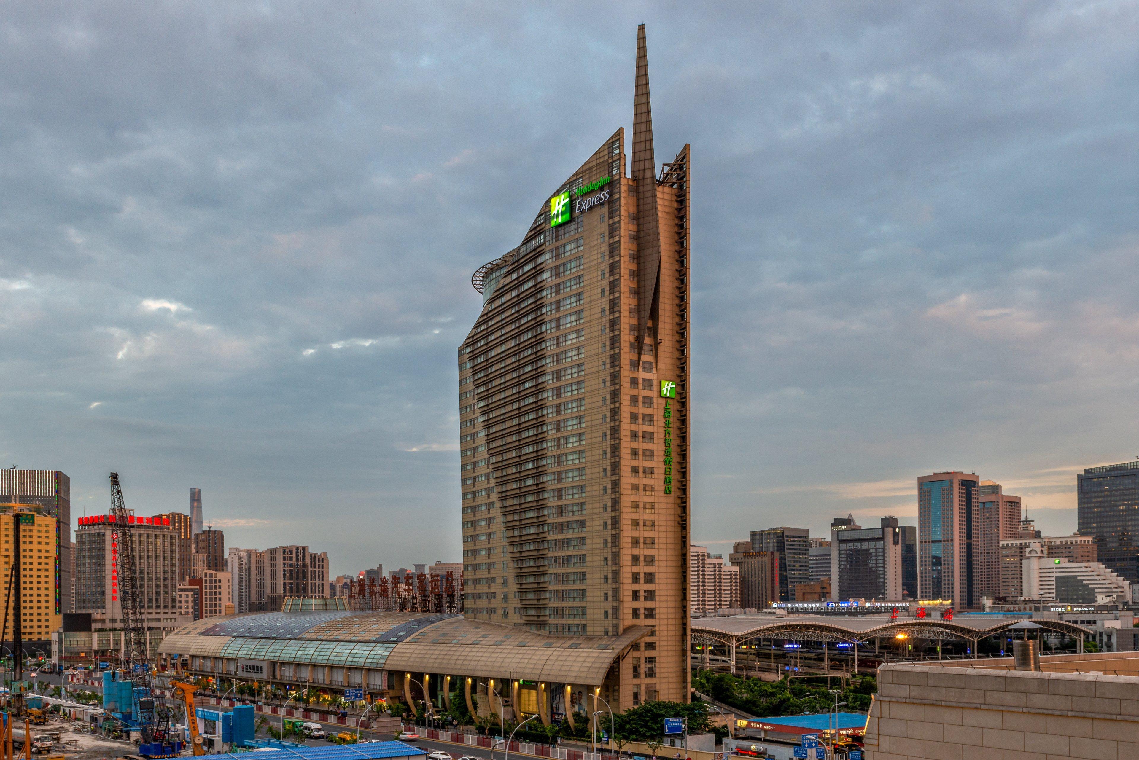 Holiday Inn Express Zhabei Shanghai, An Ihg Hotel Exterior photo